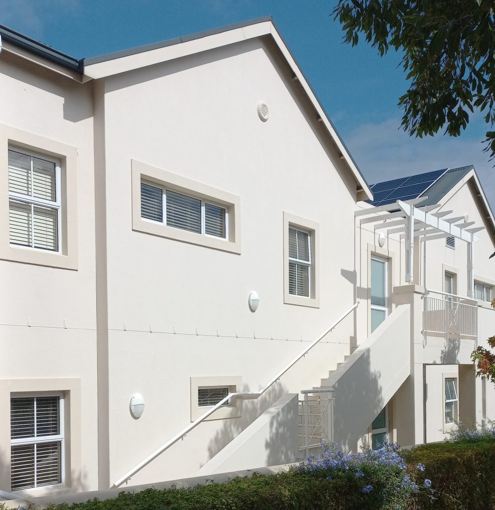 Electrician Somerset West performing electrical fault finding